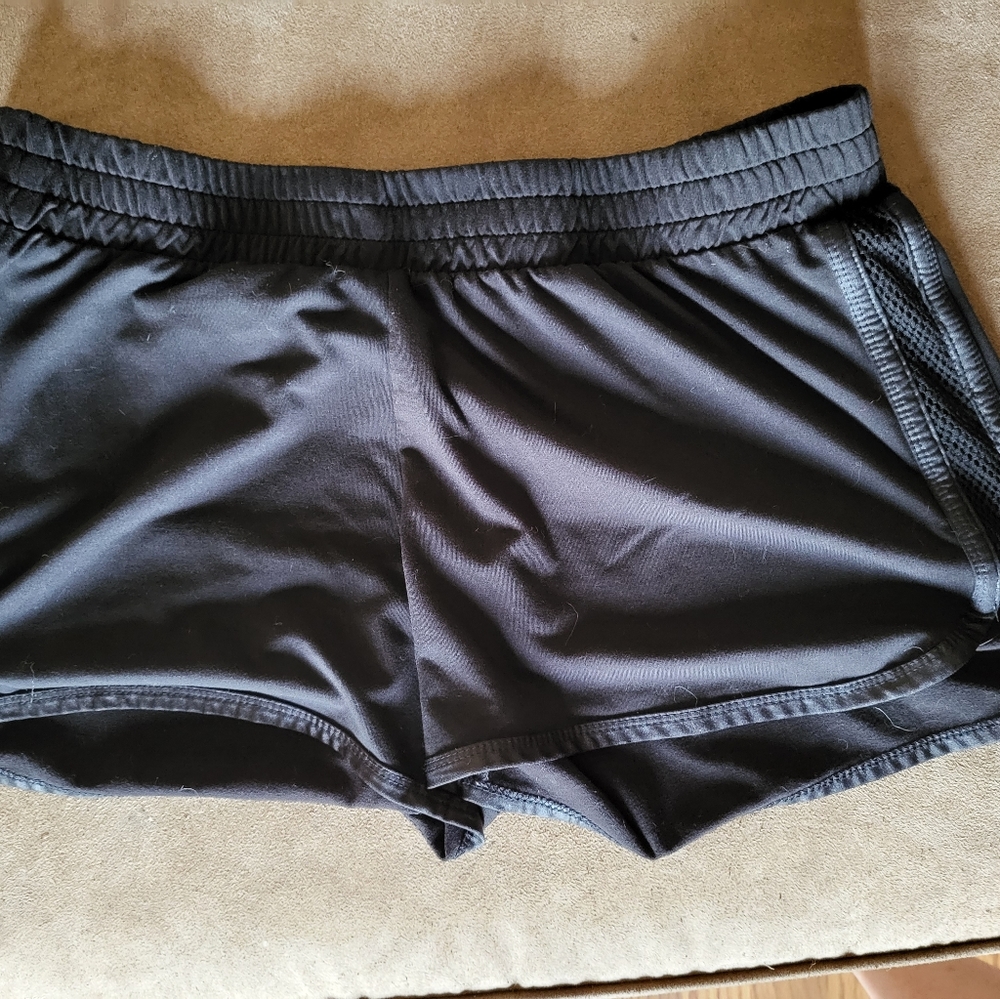 Hot topic athletic shorts